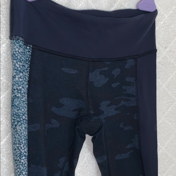 Lululemon wonder from down under leggings - Picture 2 of 4